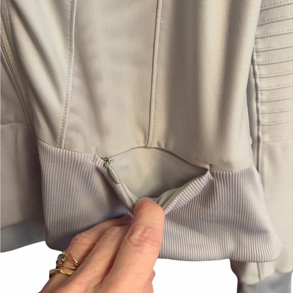 Mondetta Gray Moto Style Zip up-High Neck-2 Front hidden pockets-Size Medium - Picture 7 of 14